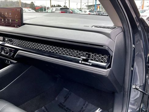 Used 2024 Honda Accord EX-L image 18