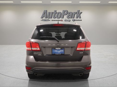 Used 2016 Dodge Journey SXT w/ Comfort/Convenience Group AWD/4WD image 8