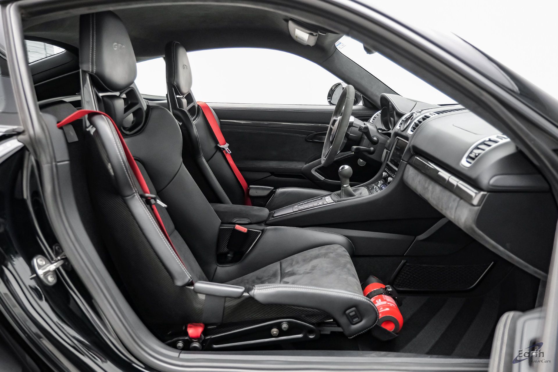 Used 2016 Porsche Cayman GT4 RWD image 54