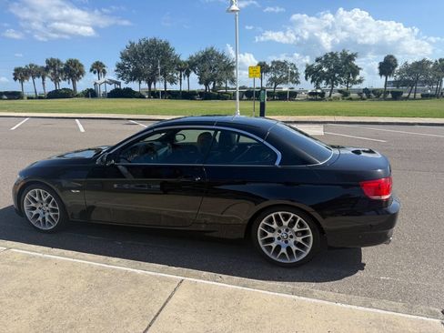 Used 2009 BMW 328i Convertible image 29
