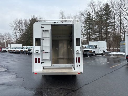 New 2025 Chevrolet Express 3500 w/ Power Convenience Package image 8