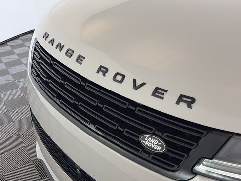 Used 2024 Land Rover Range Rover Sport Dynamic SE AWD/4WD image 15
