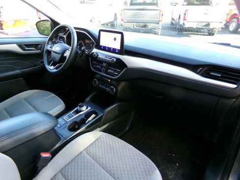 Used 2022 Ford Escape SE w/ Convenience Package image 14