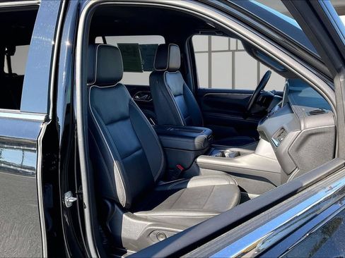 Used 2024 Chevrolet Tahoe Premier AWD/4WD image 30