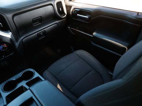 Used 2019 Chevrolet Silverado 1500 RST w/ All-Star Edition image 27