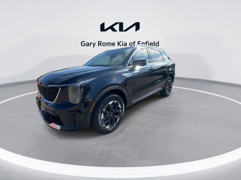 Certified 2024 Kia Sorento S image 4