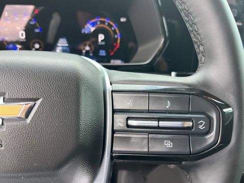 Used 2024 Chevrolet Colorado LT w/ LT Convenience Package RWD image 16