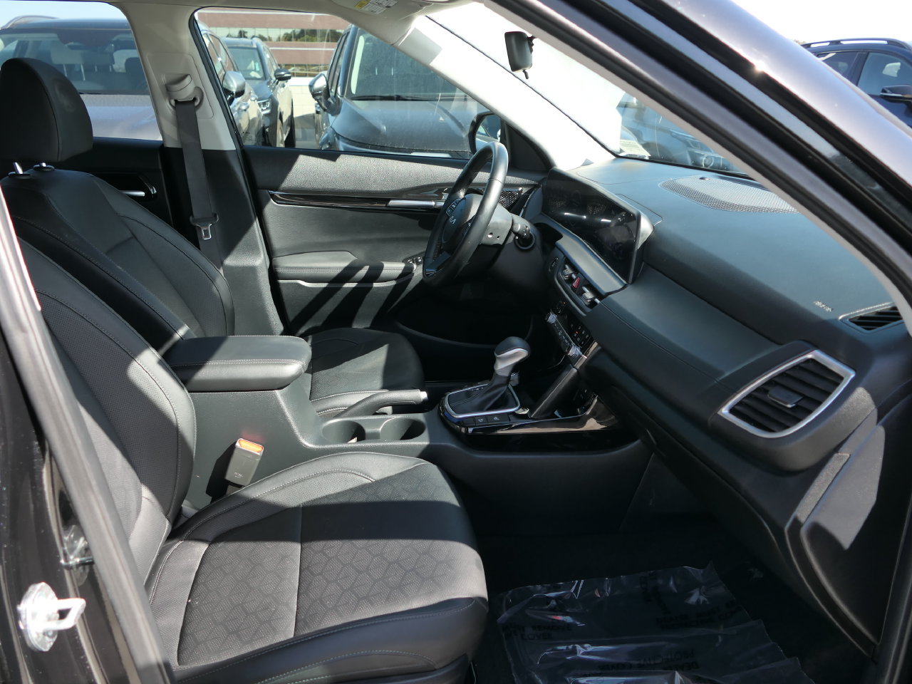 Certified 2024 Kia Seltos EX FWD image 28