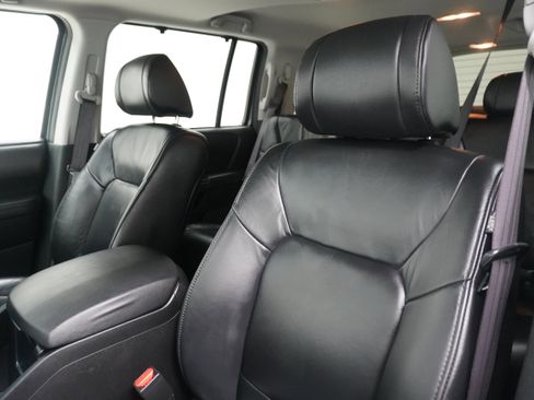 Used 2011 Honda Pilot Touring image 11