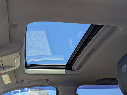 Used 2019 Chevrolet Silverado 2500 High Country w/ Duramax Plus Package image 28