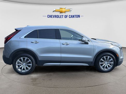 Used 2023 Cadillac XT4 Premium Luxury w/ Enhanced Visibility Package FWD image 4
