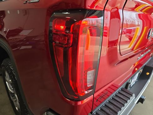 New 2026 GMC Sierra 1500 SLT w/ SLT Premium Package AWD/4WD image 37