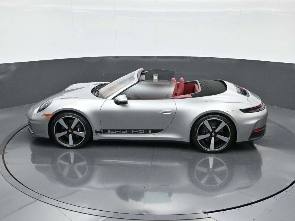 Certified 2026 Porsche 911 Carrera w/ Premium Package RWD image 28