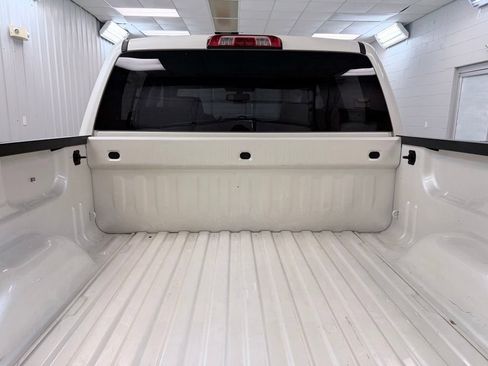 Used 2014 GMC Sierra 1500 SLT w/ SLT Crew Cab Value Package AWD/4WD image 31