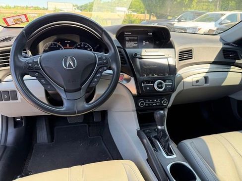 Used 2019 Acura ILX FWD image 13