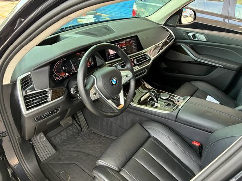 Used 2020 BMW X7 xDrive40i w/ Premium Package AWD/4WD image 11