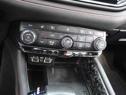 Certified 2024 Dodge Durango R/T image 21