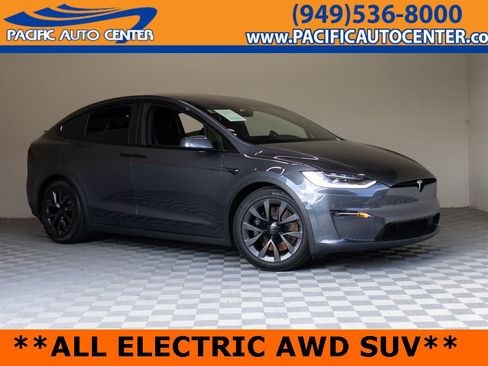 Used 2023 Tesla Model X image 1