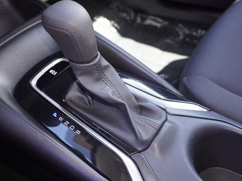 Certified 2025 Toyota Corolla LE image 17