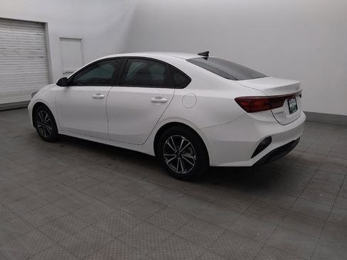 Used 2023 Kia Forte LXS FWD image 3