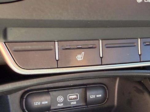 Used 2017 Kia Sorento FWD w/ LX Convenience Package image 28