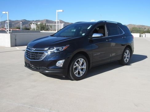 Used 2020 Chevrolet Equinox Premier image 1