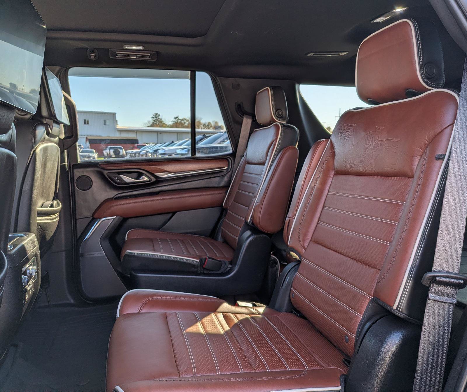 Certified 2023 GMC Yukon Denali Ultimate AWD/4WD image 23