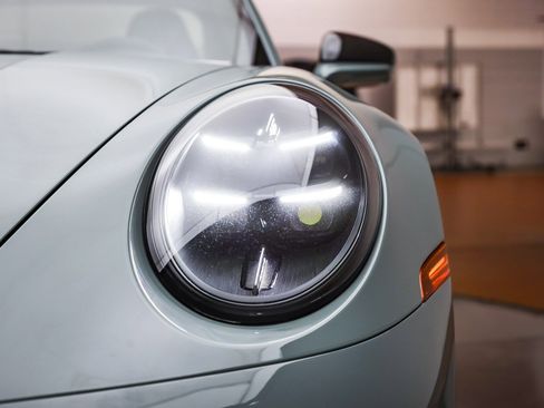 Used 2025 Porsche 911 Carrera 4 GTS image 11