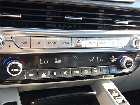 Used 2022 Kia Telluride EX w/ EX Premium Package image 22