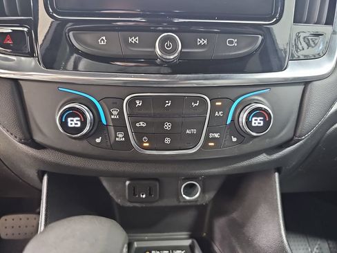 Used 2023 Chevrolet Traverse LT w/ LPO, Floor Liner Package AWD/4WD image 29