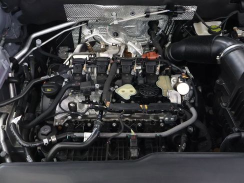 Used 2024 Volkswagen Atlas Cross Sport SEL Premium R-Line image 28