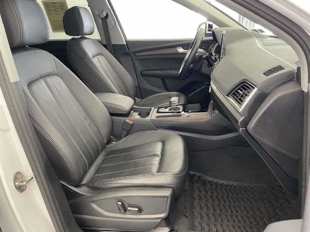 Certified 2023 Audi Q5 2.0T Premium w/ Convenience Package AWD/4WD image 23