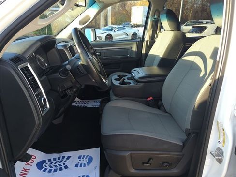 Used 2022 RAM 1500 Classic SLT w/ Electronics Convenience Group image 18