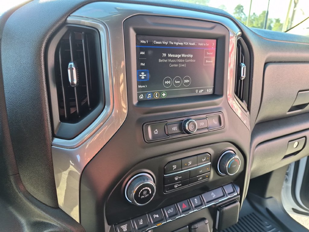 Used 2025 Chevrolet Silverado 2500 Custom w/ Custom Value Package AWD/4WD image 19
