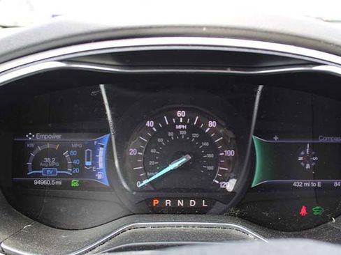Used 2016 Ford Fusion S FWD image 9