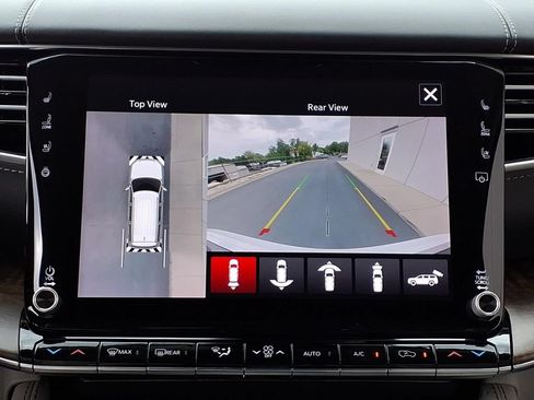 Used 2023 Jeep Grand Wagoneer 4WD w/ Rear Seat Video Group 1 image 18