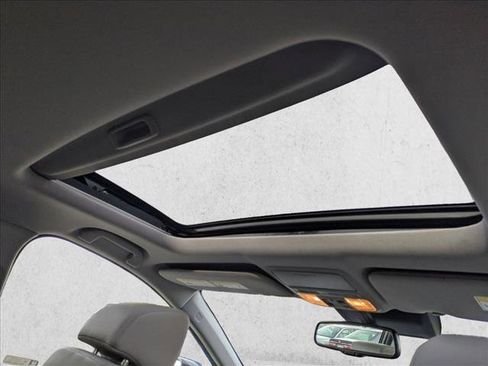 Used 2018 Honda CR-V EX-L image 18