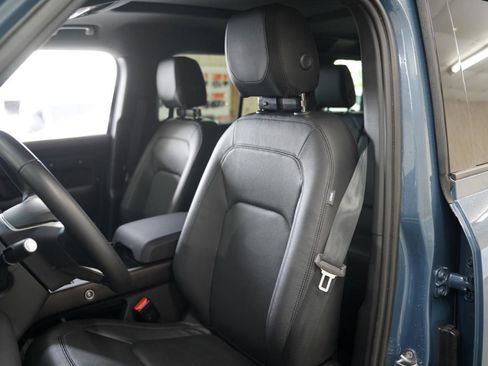 Used 2024 Land Rover Defender 110 S image 24