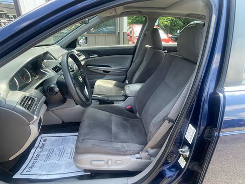 Used 2010 Honda Accord EX image 11