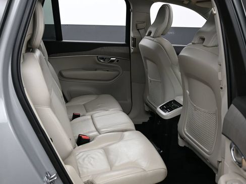 Used 2024 Volvo XC90 T8 Plus AWD/4WD image 36
