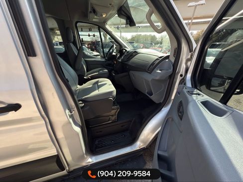 Used 2019 Ford Transit 350 XL image 28