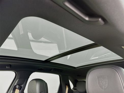 New 2026 Porsche Cayenne S image 25