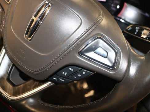 Used 2020 Lincoln MKZ Reserve w/ Elements Package FWD image 38