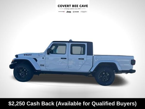 New 2025 Jeep Gladiator Willys image 7