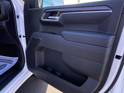 Certified 2026 GMC Sierra 1500 SLE w/ Preferred Package RWD image 43