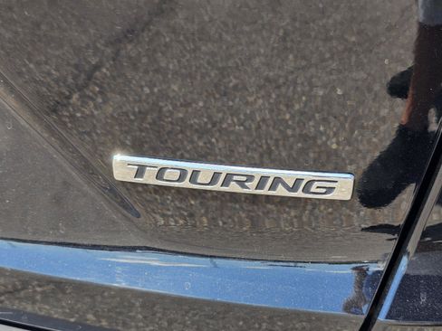 Used 2020 Honda CR-V Touring image 10