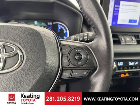 Certified 2024 Toyota RAV4 XLE Premium AWD/4WD image 30