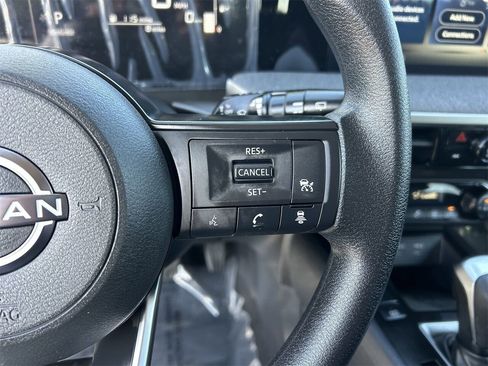 New 2026 Nissan Kicks SV image 31