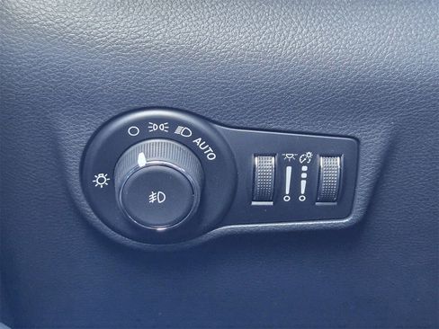 New 2026 Jeep Compass Latitude image 22