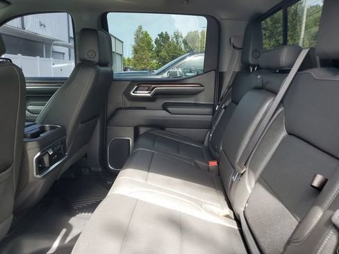 Used 2024 GMC Sierra 1500 SLT w/ SLT Premium Plus Package RWD image 11